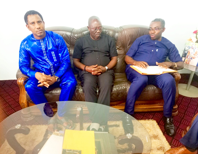 le Maire de Bertoua 2ème reçoit l&rsquo;équipe du BUNEC.